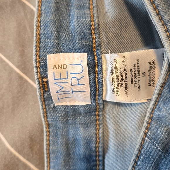 Women's light wash jeans - Picture 4 of 4